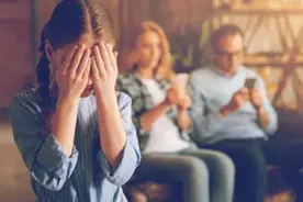“爸爸，你为什么趴在妈妈身上？”这位爸爸的回答堪称教科书图片