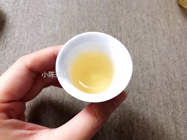 存白茶，白毫银针出现巧克力味是好事吗？