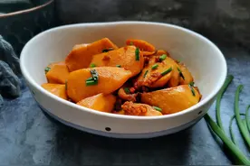 冬季干燥易上火，常吃7种食物，花钱少营养高，润肺生津祛火降燥图片