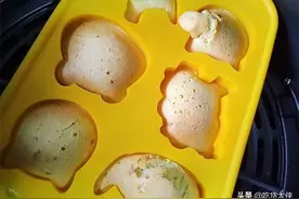 卡通造型的小蛋糕，孩子郊游野营的必备小点心图片
