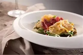 美食精选：油淋海三鲜、凉拌卤牛筋、南瓜炖鸭块、香松脆茄子图片