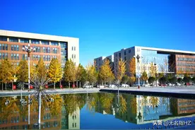 铁路集团公司为什么会招收大量专科生呢？图片