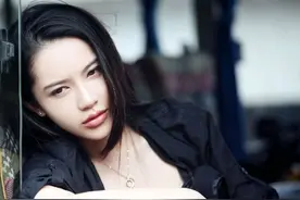 潘霜霜离开林峰之后，生活过的还是很充实，会为武汉出资出力！图片