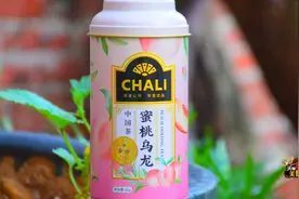 亲测告诉你，李佳琦2小时卖6万单的蜜桃乌龙茶，到底有啥魅力图片