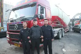 兴县：未成年驾驶重型半挂车，这位00后胆子也太大！图片