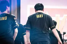 LOL：Uzi退役转行做主播？Uzi缺席RNG大名单，6月3号将揭晓一切图片