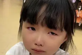 田静带娃无奈，孩子想念许敏奶奶，泪流不止好似受委屈了图片
