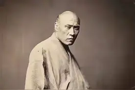 真实日本武士照片，个子不高，眼神凶狠，女武士长相如女明星图片