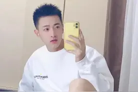 月朗星稀-小叔叔-小奶狗系列图片