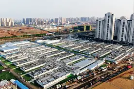 求是 | 疫情防控是对我国治理体系和治理能力的一次大考图片