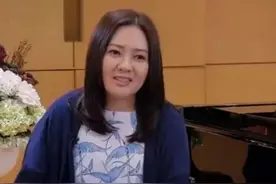 李丽珍搬家被砸伤！手臂骨裂伤势重，54岁无人陪独自养伤显落寞图片