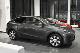 国产Model Y来了，上市一天订单10万辆，5.1秒破百图片
