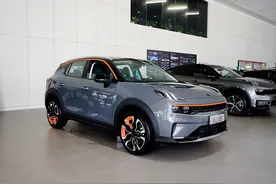 从校园走向社会 第一台车就选它 领克06首发限量版实拍简评图片