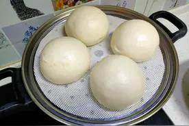 蒸馒头时，掌握好“三次醒发”的诀窍，馒头蓬松暄软、好吃有嚼劲图片