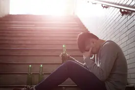 传播艾滋病的“体液”，究竟包含哪些？唾液算不算？不妨了解一下图片