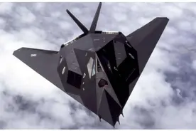 22年前，美国隐形战机被击落，是中国用了秘密武器？真相如何？图片