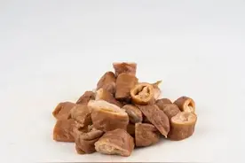 越南人的生猛美食，大肠刺身图片
