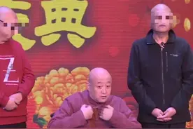 63岁陈寒柏坐轮椅罕露面，行动吃力面容憔悴，首次回应干爹传闻图片