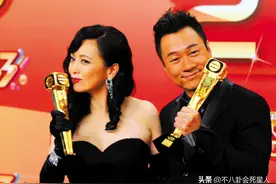 TVB老艺人相聚内地，邓萃雯55岁仍单身，黎耀祥来内地买房图片