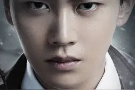 任嘉伦民国新戏开播，大背头造型气场十足图片