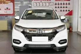 车价入门，日系大厂牌省油耐用SUV，空间大又灵活，实拍本田缤智图片