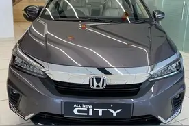 本田锋范复活！8万级时尚紧凑经典，车身加长，配置丰富图片