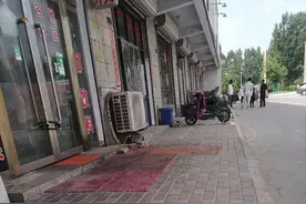 邢台豫让桥非机动车有了专用停车位图片