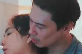 "假小子"陈嘉桦公开生产过程，老公水中陪同，产子表情痛到狰狞图片