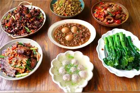妈妈应聘保姆，6千一个月，试工花180元做了7个菜，大家认为怎样图片