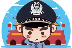 “你不乖，我喊警察”多少人的童年阴影！警察差点搞不定这个走失的小女孩图片