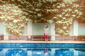 钟小江庆与刘若英结婚十周年，晒老婆美照深情表白：谢谢包容图片