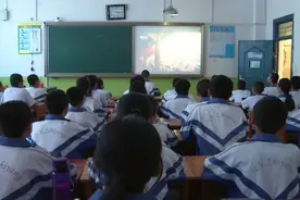 聆听讲话丨以我初心，向党表白图片
