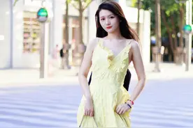 潮流街拍：Coach蔻驰包包 6套穿搭示范图片