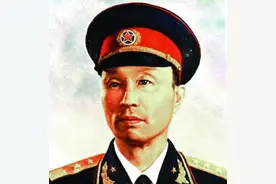 我国首颗原子弹爆炸前,发现一神秘队伍,走近一看是逃亡15年的土匪图片
