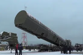 美军上将发出警告：别惦记和中俄打仗，这对美国有如灭顶之灾图片