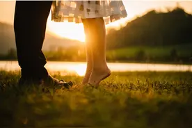 和成熟的女人谈恋爱是一种什么样的感觉？你根本想象不到图片