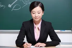 国内比较稀缺的老师，未来5年或将很吃香，非师范生也能报考图片