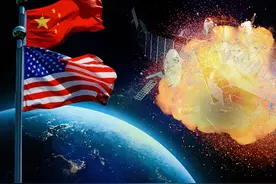 中美两颗卫星双双爆炸！与美国秘密航天飞机有关？真相也许不简单图片