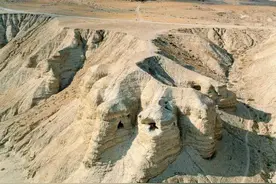 牧羊人山洞寻羊，发现2000年前宝藏，引发三个国家争夺图片