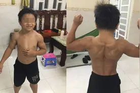 别人苦练而成的肌肉他天生就有，十岁男孩因满身肌肉网上走红图片