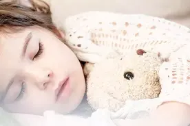 孩子真的需要那么早起床去上学吗？图片