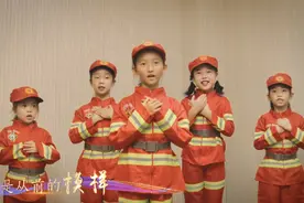 “我多想用橡皮，擦平他所有的伤……”图片