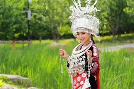 探秘苗疆，揭开蛊术的神秘面纱！为何传女不传男，还要赤身养蛊？图片