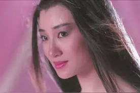 最美鬼后王小凤，演戏深入不能自拔，丈夫为她散尽一半家财图片