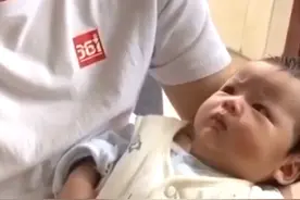 丈夫做了30年独生子，56岁婆婆生下男婴，儿媳妇：我不知道该怎么安慰他图片