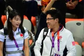 郭晶晶女儿正面照曝光，跟奶奶像粘贴复制，被家里人宠成掌上明珠图片
