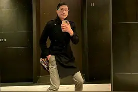 “人类高质量男性”，梳着油头耍流氓图片