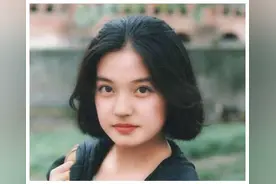 赵薇周迅年轻时神秘撞脸，照片傻傻分不出，网友：这谁看得出来图片