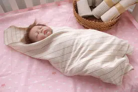 爸爸姓黄给儿子取名，幼儿园老师点名：还想占我便宜图片