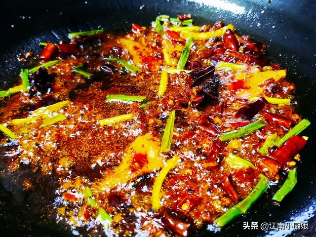 抖音爆头的八爪鱼不要再吃了，试试这款香辣八爪鱼，一吃停不下来